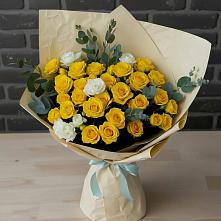 Букет цветов из:  Розы в Луговом