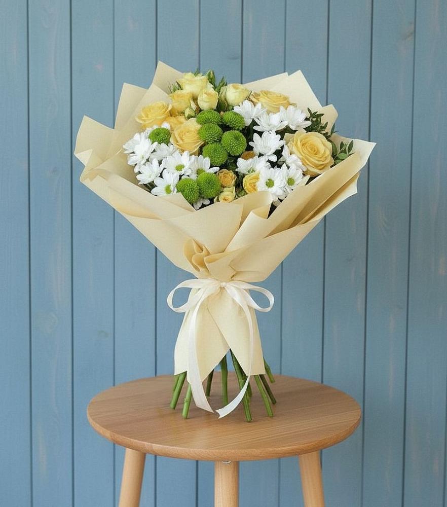 Букет цветов из: Хризантемы и Розы в Луговом