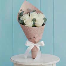 Букет цветов из:  Розы в Луговом