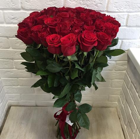 Букет Красные розы Гран При в Луговом