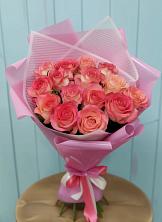 Букет 15 Розовых роз Равель в Луговом