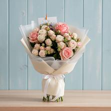 Букет цветов из:  Розы в Луговом
